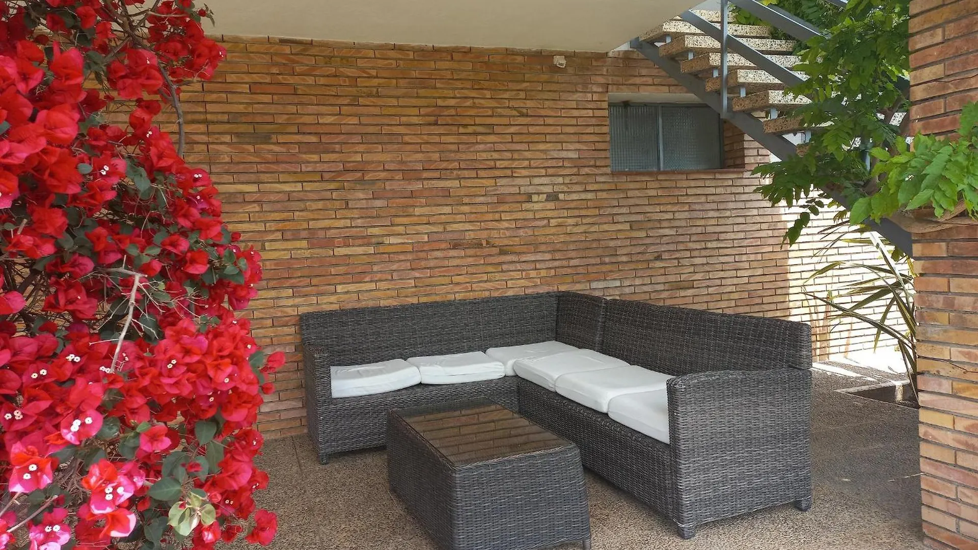Casa De Vacaciones: A/A, Wifi, Barbacoa, Gran Jardin, Parking, Deporte - Sant Pere Pescador - Es-89-140 Holiday home