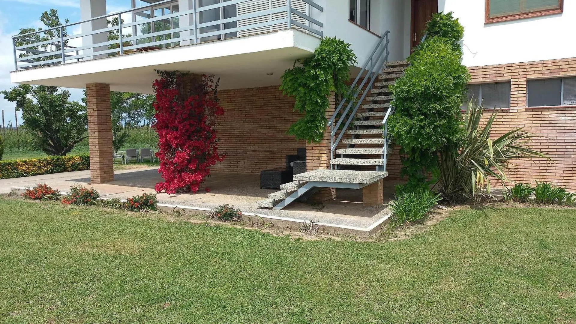 Casa De Vacaciones: A/A, Wifi, Barbacoa, Gran Jardin, Parking, Deporte - Sant Pere Pescador - Es-89-140 0*,  Spain